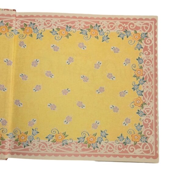 Mary Engelbreits Dining Out Cookbook 2001 Recipe Book Kitchen Collectible - Picture 10 of 16